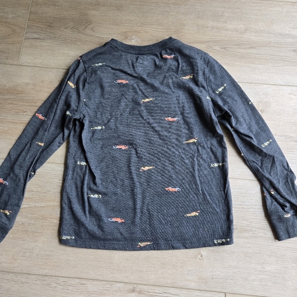 Cat & Jack Astronaut & Cars Long Sleeve T-Shirts set of 2 EUC - Picture 6 of 10